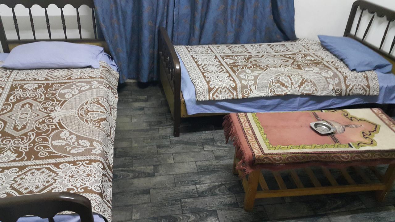 Al Adel Hostel Амман Экстерьер фото