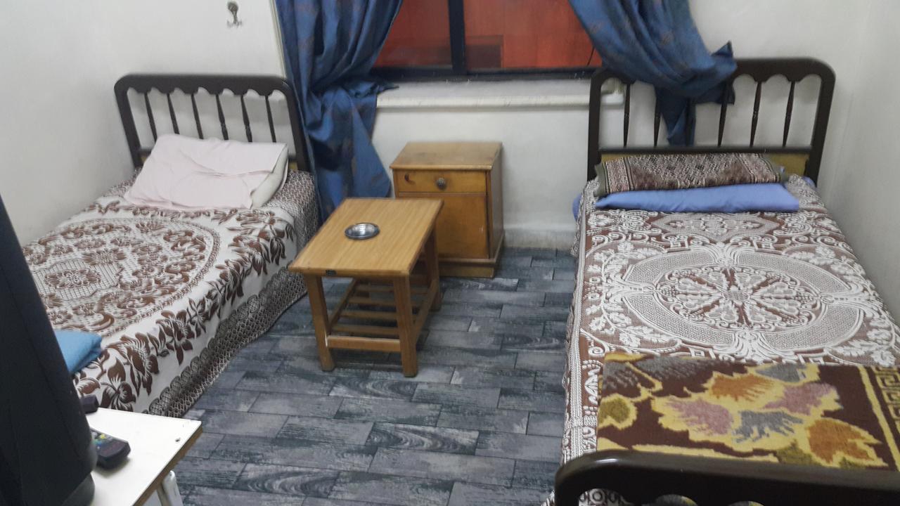 Al Adel Hostel Амман Экстерьер фото