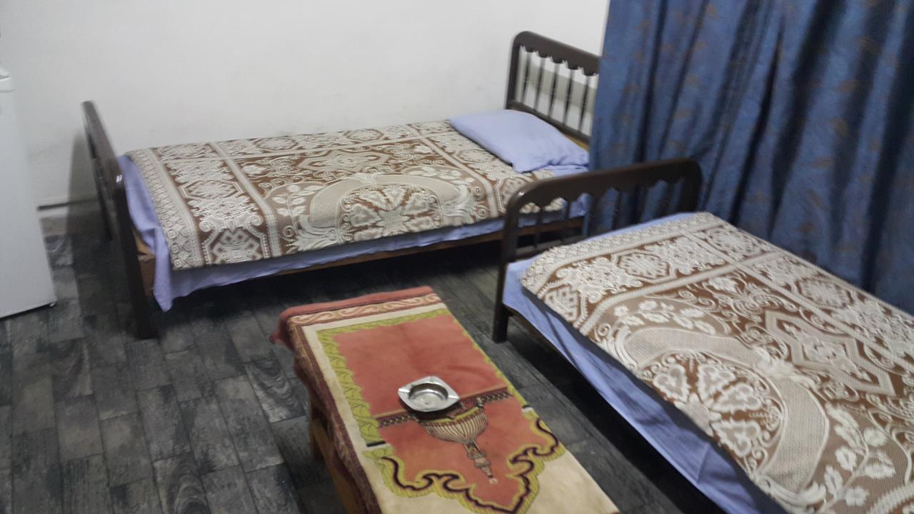 Al Adel Hostel Амман Экстерьер фото